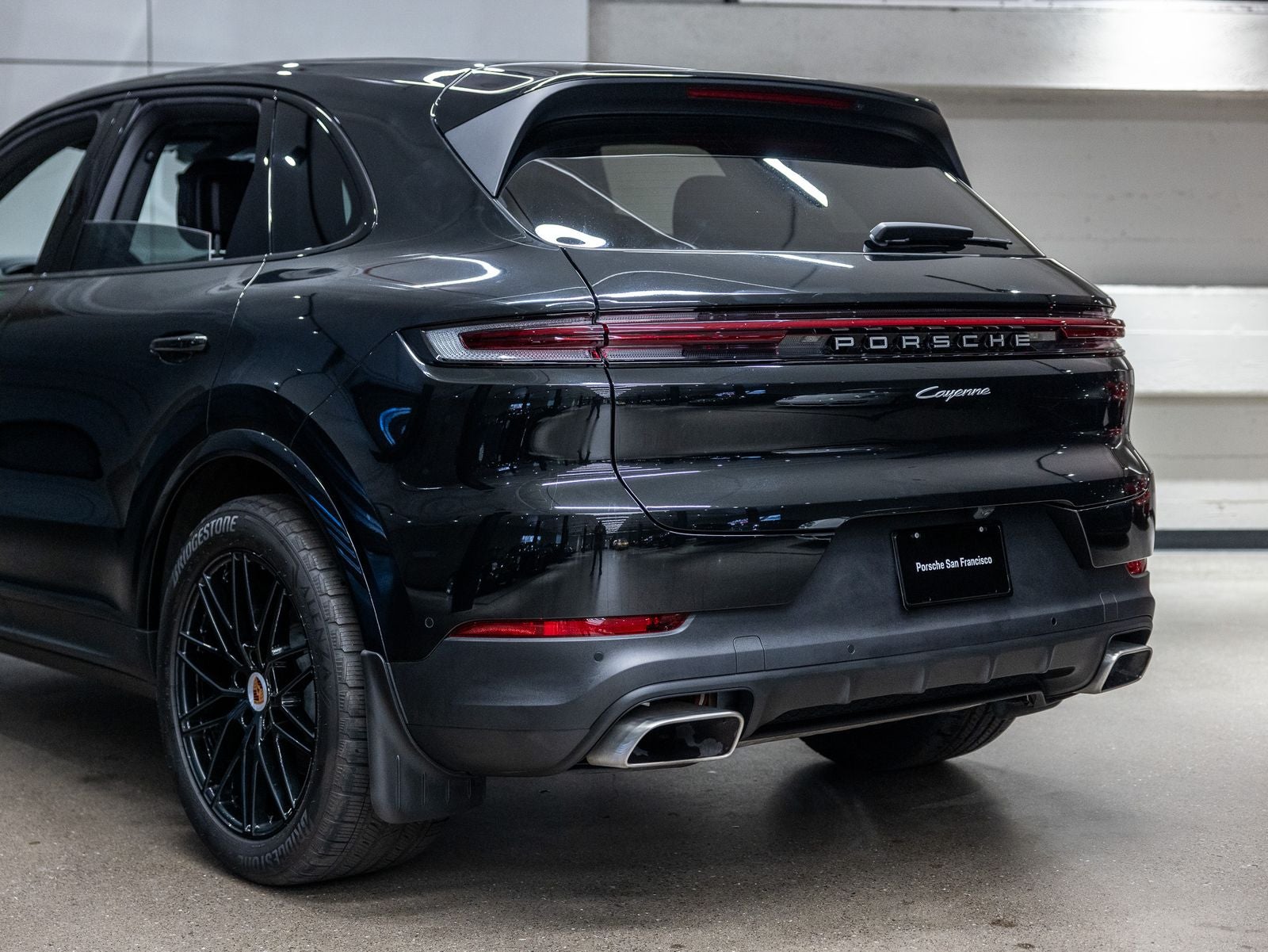 2025 Porsche Cayenne Base