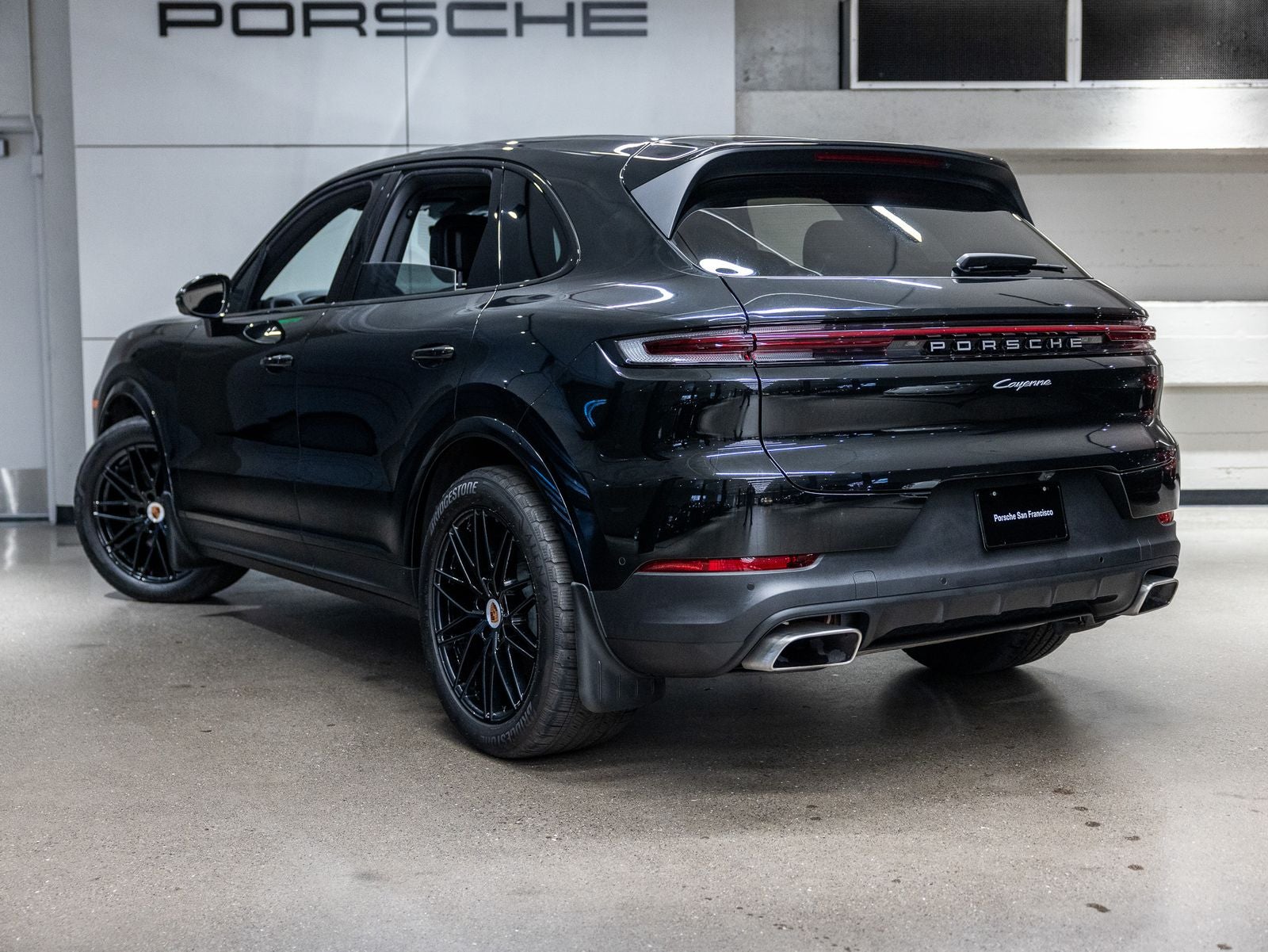2025 Porsche Cayenne Base