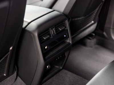 2025 Porsche Cayenne Base