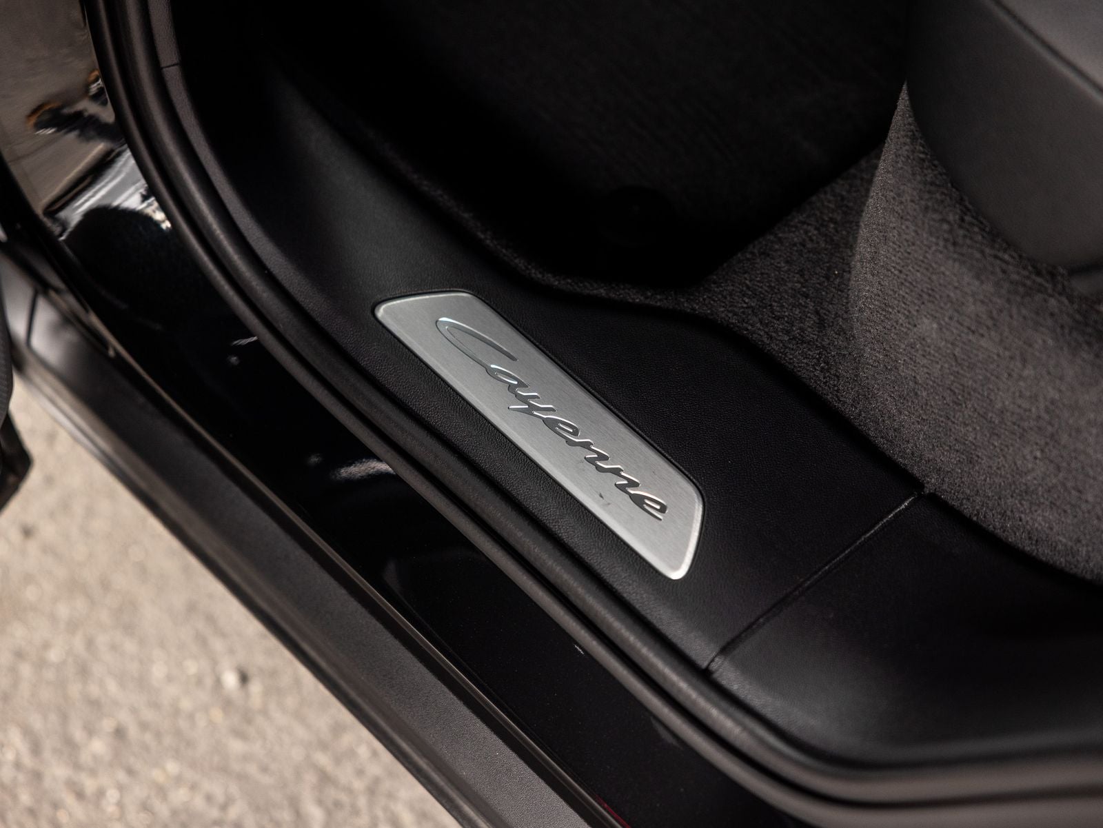 2025 Porsche Cayenne Base
