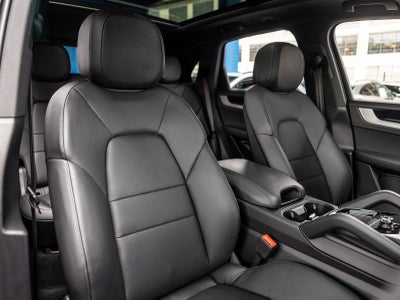 2025 Porsche Cayenne Base