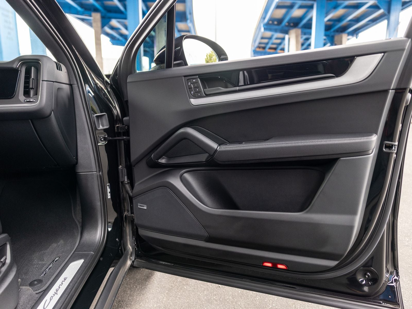 2025 Porsche Cayenne Base