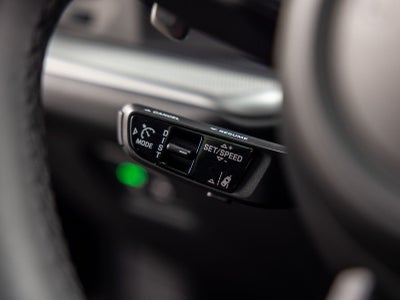 2025 Porsche Cayenne Base