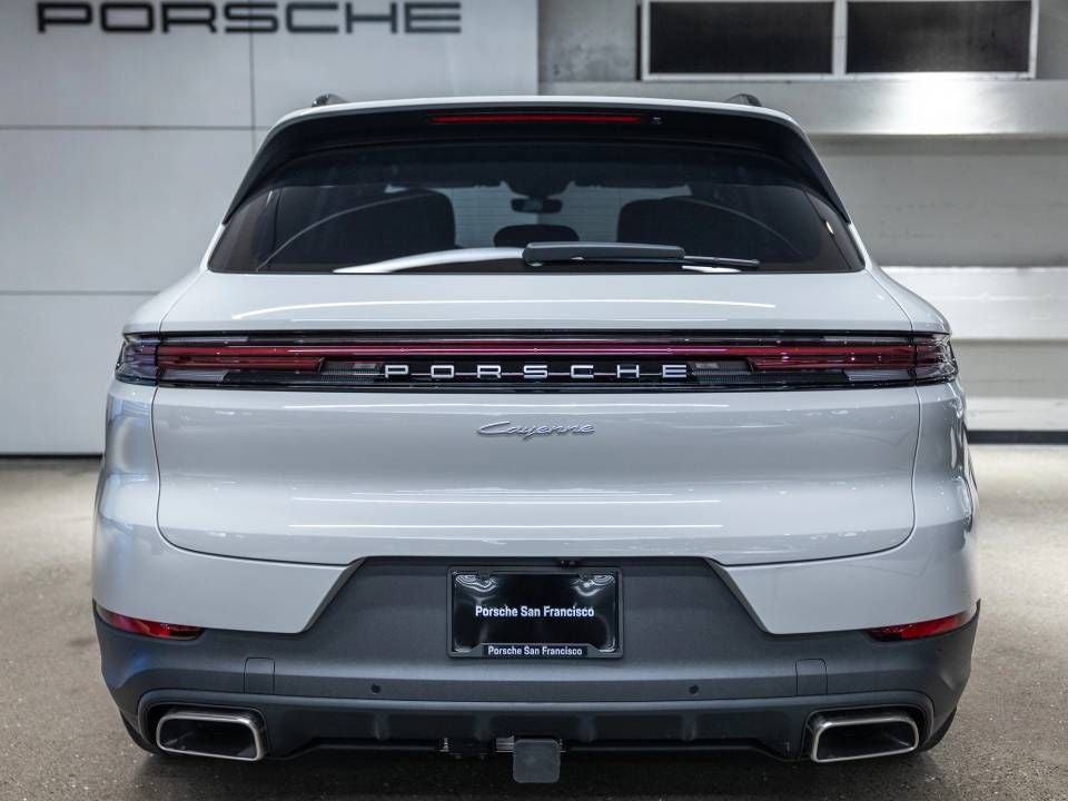 2026 Porsche Cayenne Base