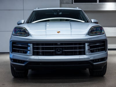 2025 Porsche Cayenne Base