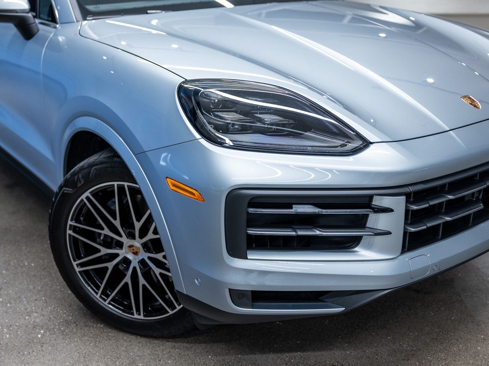 2025 Porsche Cayenne Base