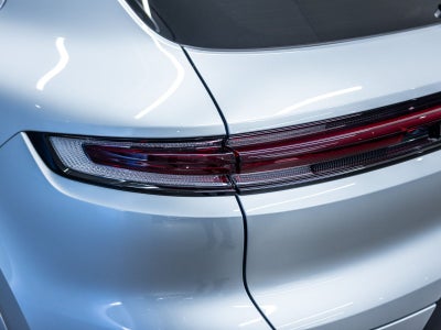 2025 Porsche Cayenne Base