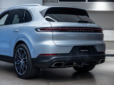 2025 Porsche Cayenne Base