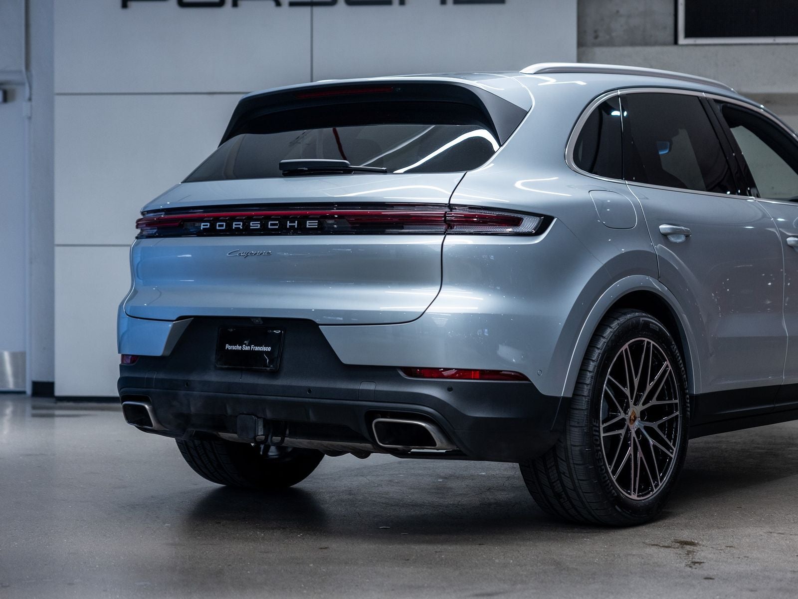 2025 Porsche Cayenne Base