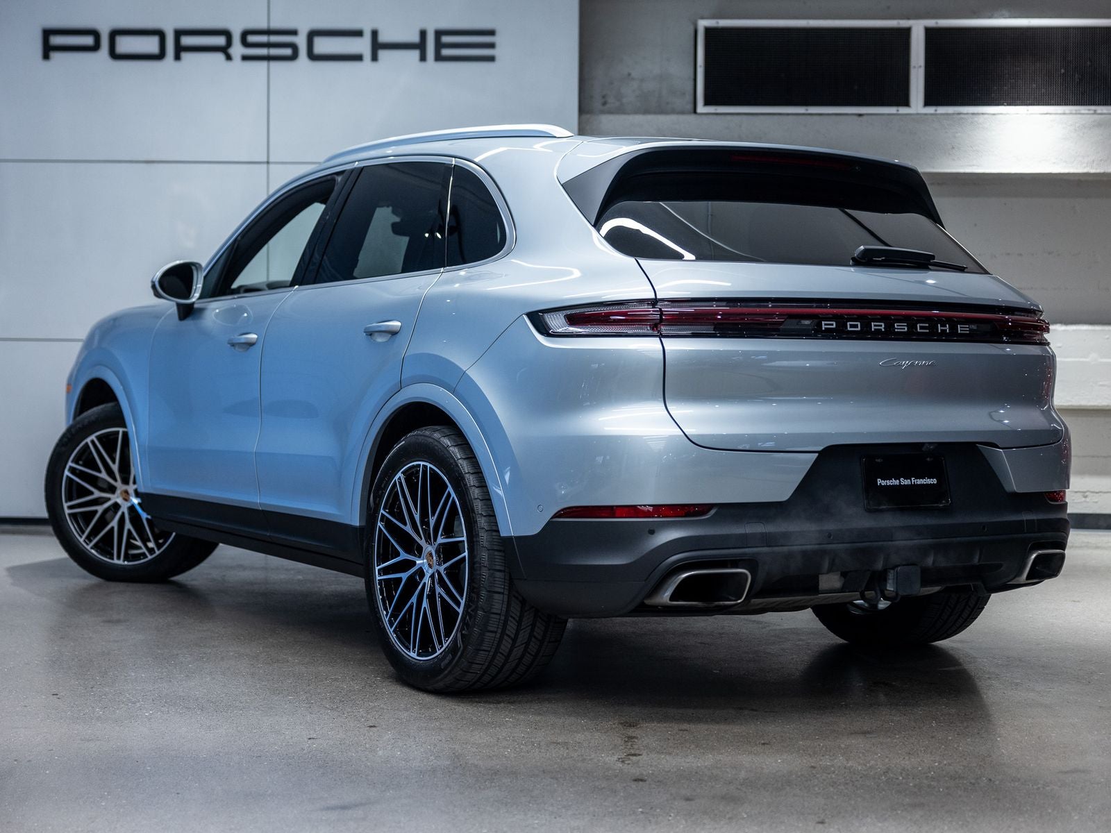 2025 Porsche Cayenne Base