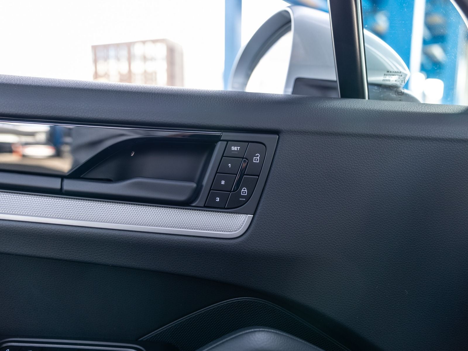 2025 Porsche Cayenne Base