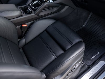 2025 Porsche Cayenne Base