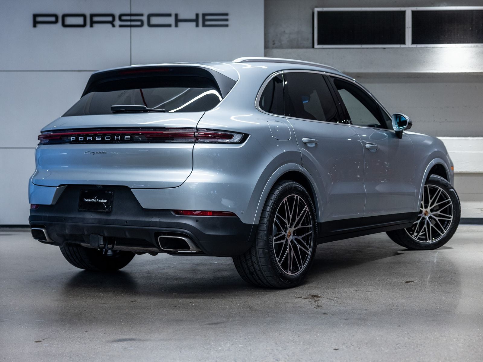 2025 Porsche Cayenne Base