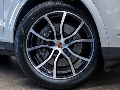 2026 Porsche Cayenne Base