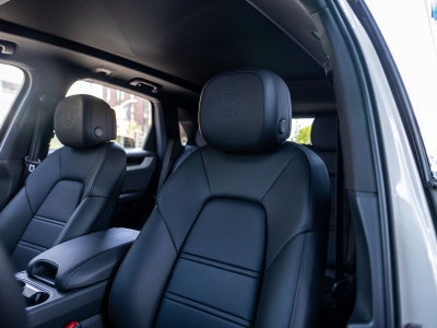 2026 Porsche Cayenne Base