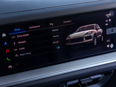 2026 Porsche Cayenne Base