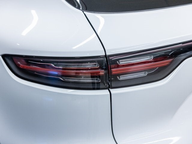 2023 Porsche Cayenne Cayenne Platinum Edition (MY23)