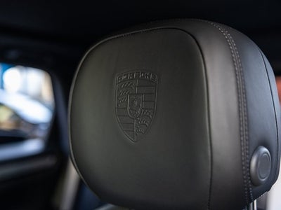 2023 Porsche Cayenne Cayenne Platinum Edition (MY23)