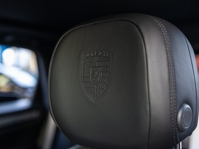 2023 Porsche Cayenne Cayenne Platinum Edition (MY23)