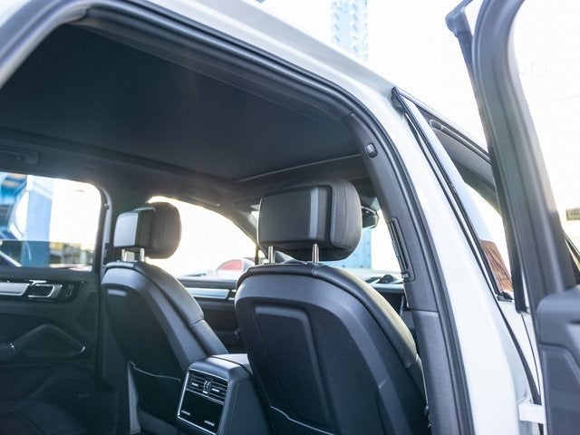 2023 Porsche Cayenne Cayenne Platinum Edition (MY23)