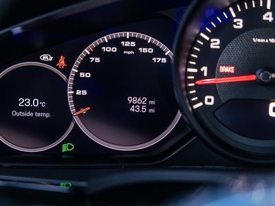 2023 Porsche Cayenne Cayenne Platinum Edition (MY23)