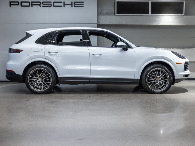 2023 Porsche Cayenne Cayenne Platinum Edition (MY23)