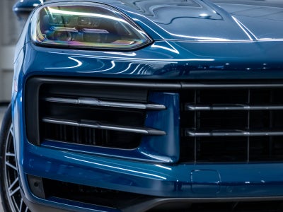 2025 Porsche Cayenne Base