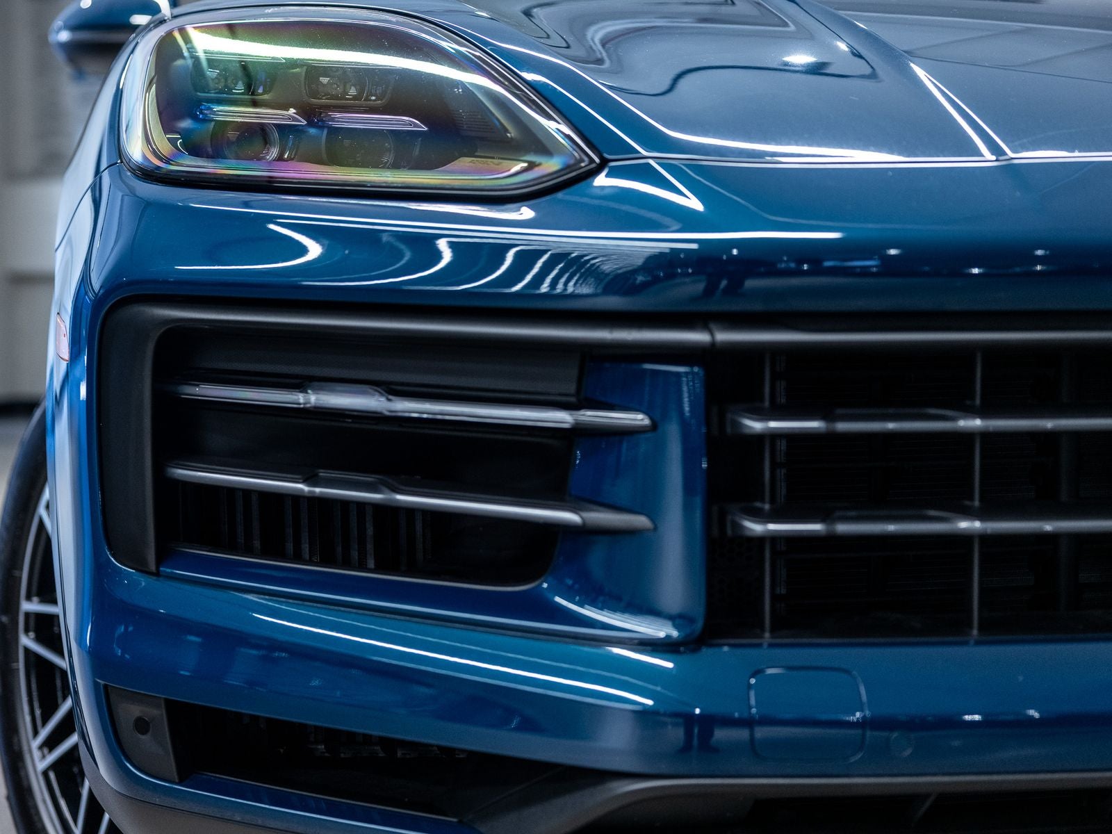 2025 Porsche Cayenne Base