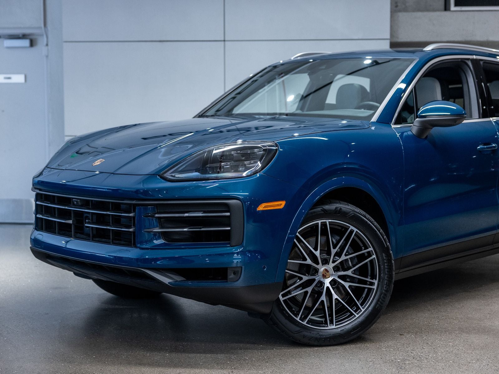 2025 Porsche Cayenne Base