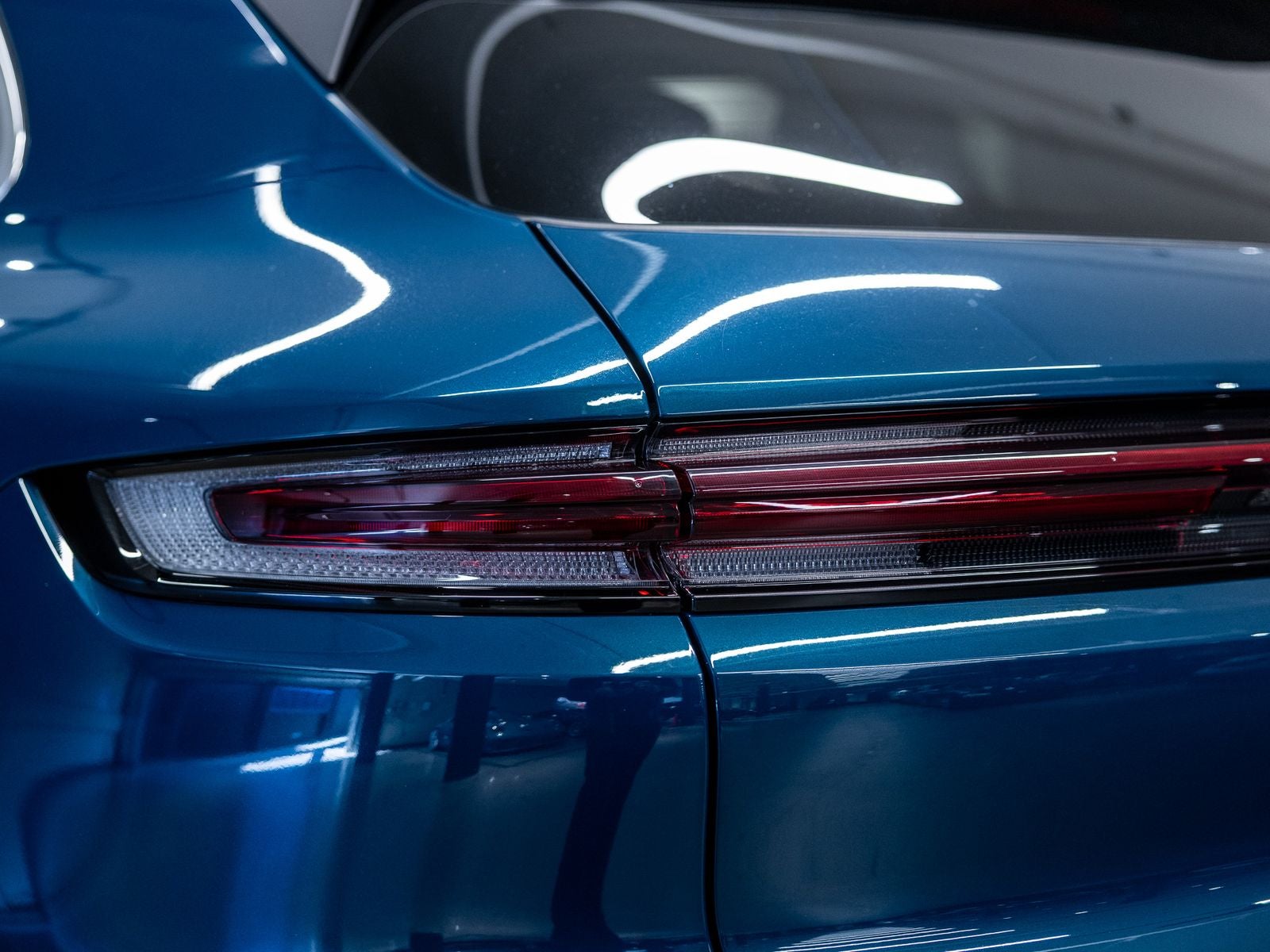 2025 Porsche Cayenne Base