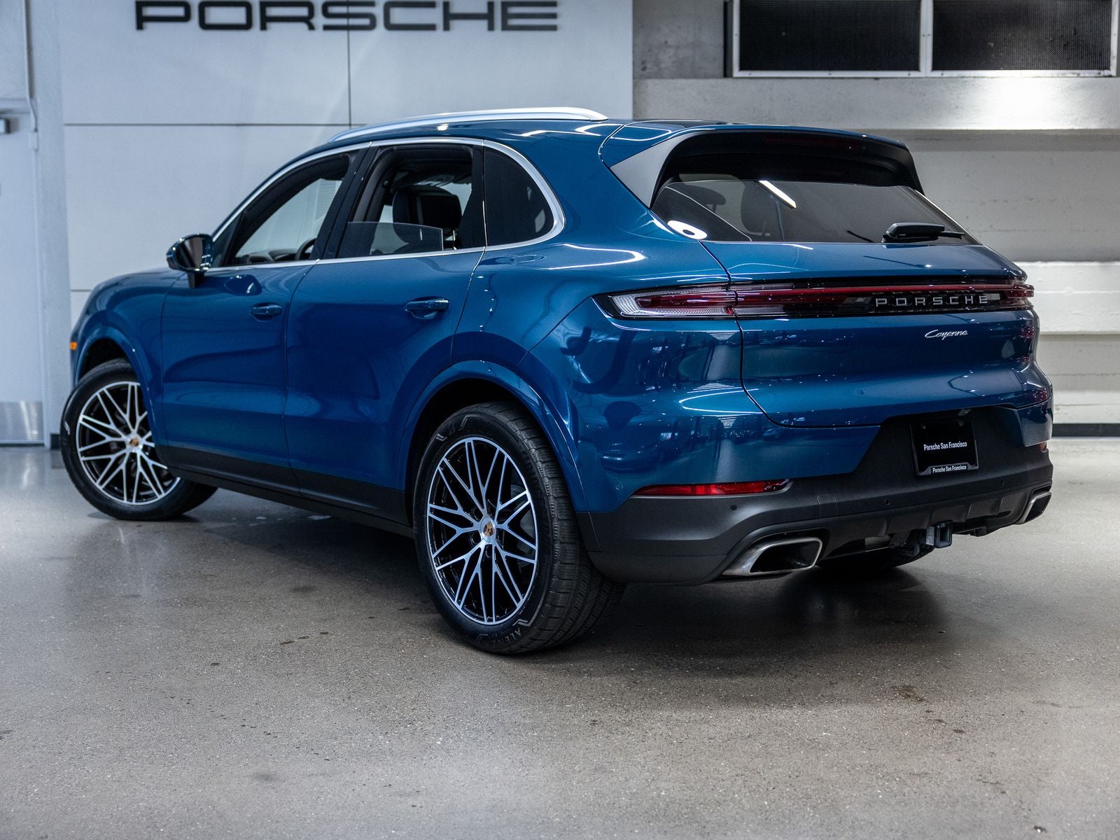 2025 Porsche Cayenne Base