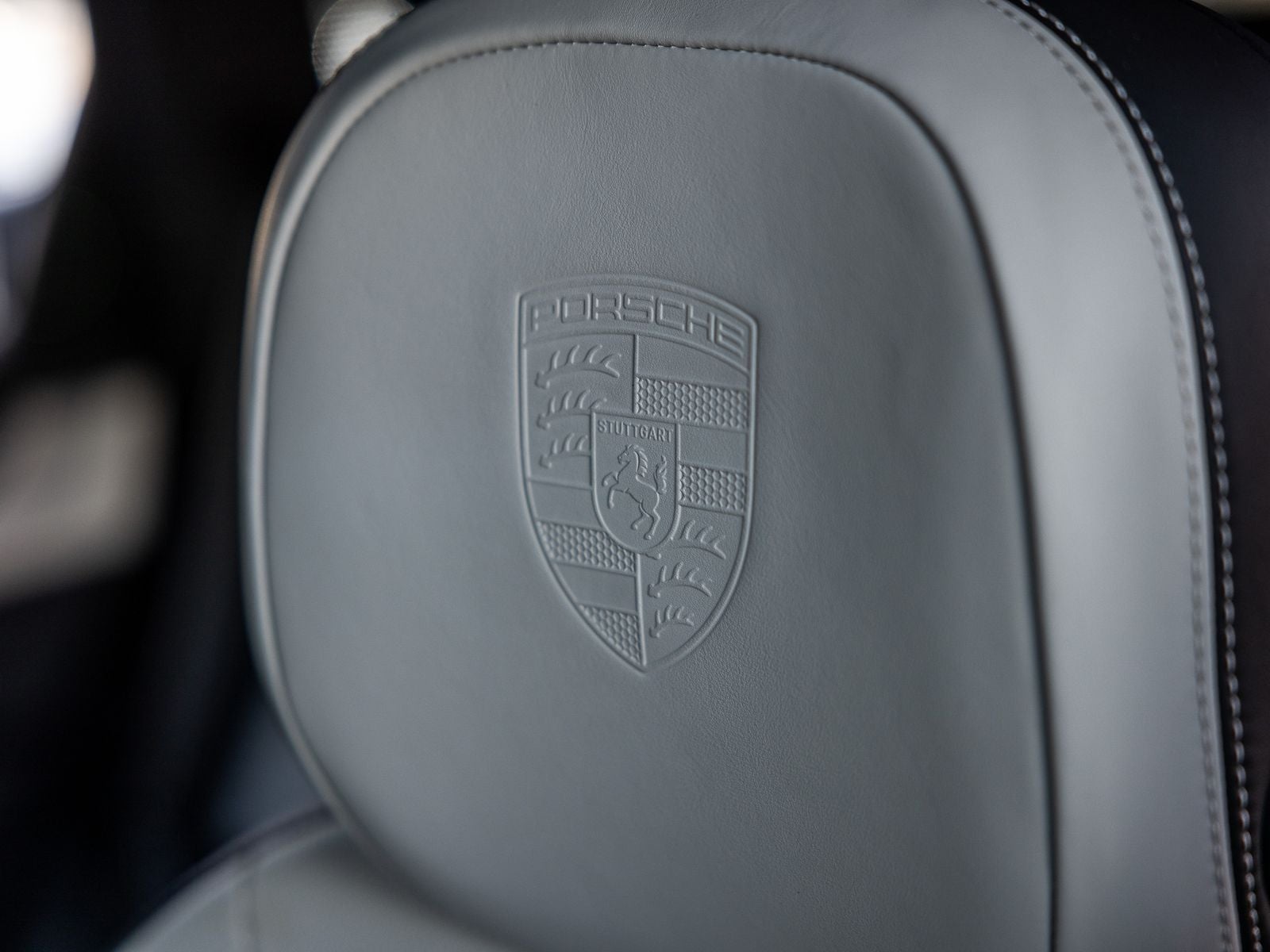 2025 Porsche Cayenne Base