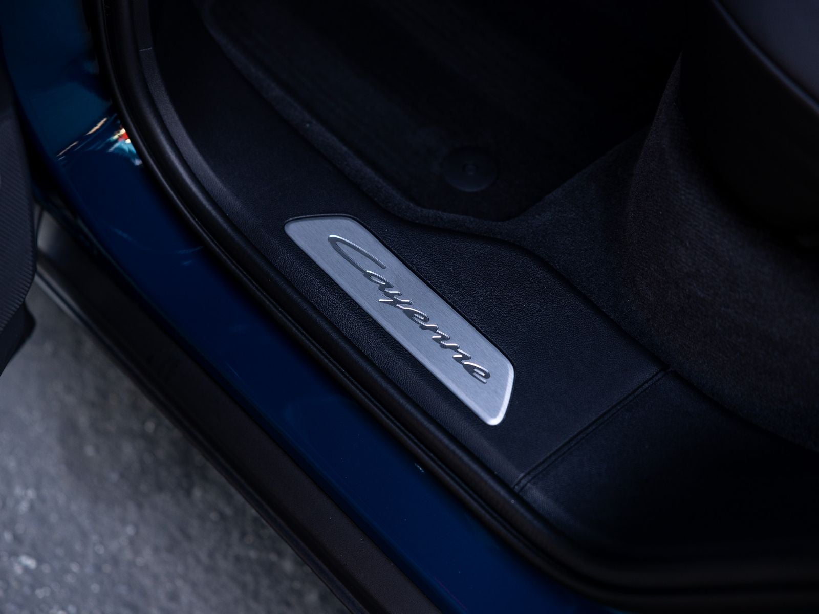 2025 Porsche Cayenne Base