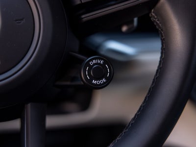 2025 Porsche Cayenne Base