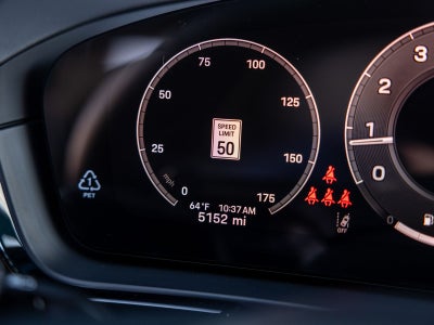 2025 Porsche Cayenne Base