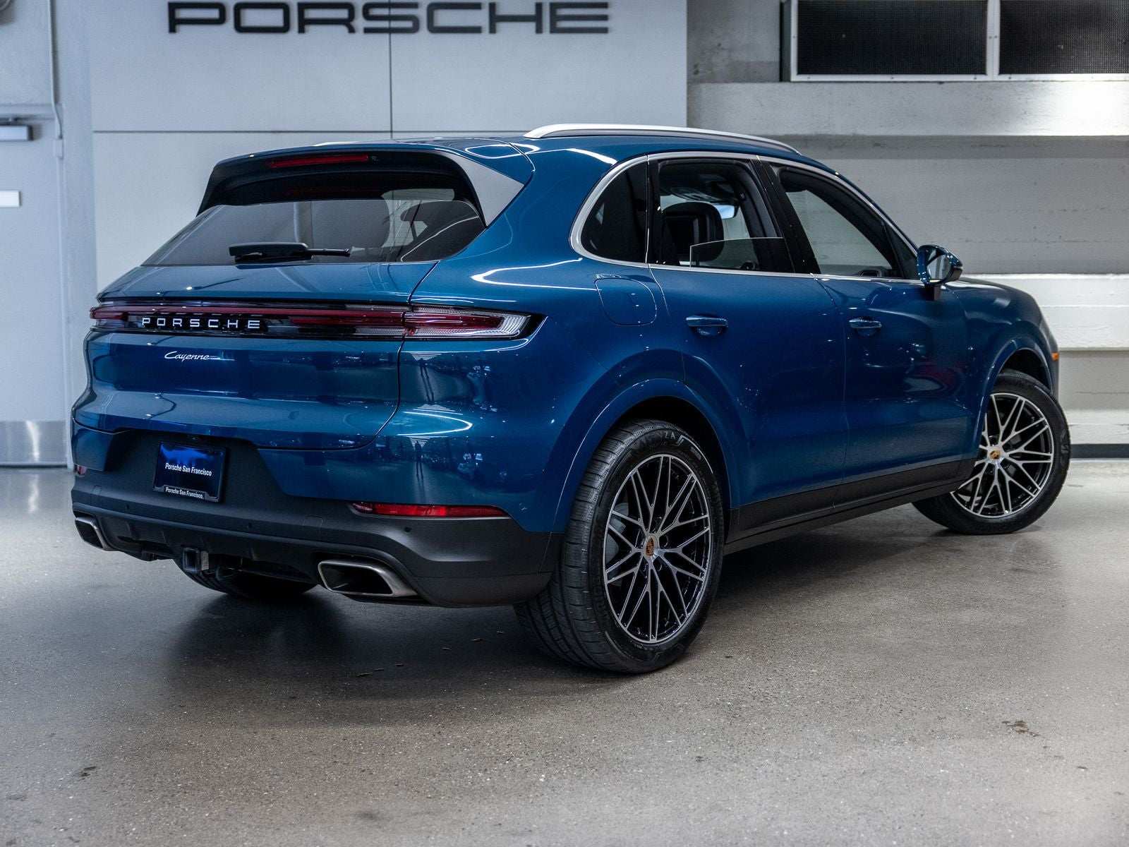 2025 Porsche Cayenne Base