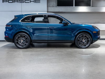 2025 Porsche Cayenne Base