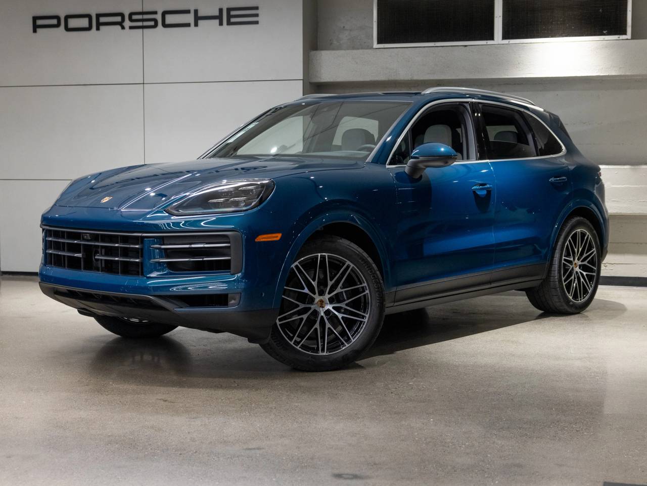 2025 Porsche Cayenne Base