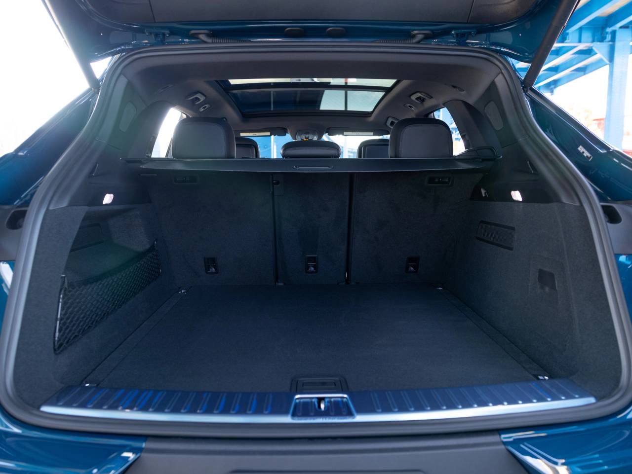 2025 Porsche Cayenne Base
