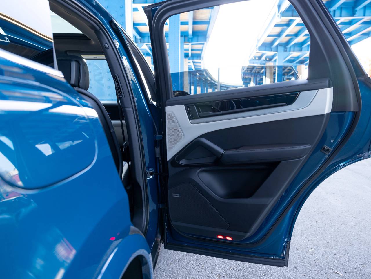 2025 Porsche Cayenne Base