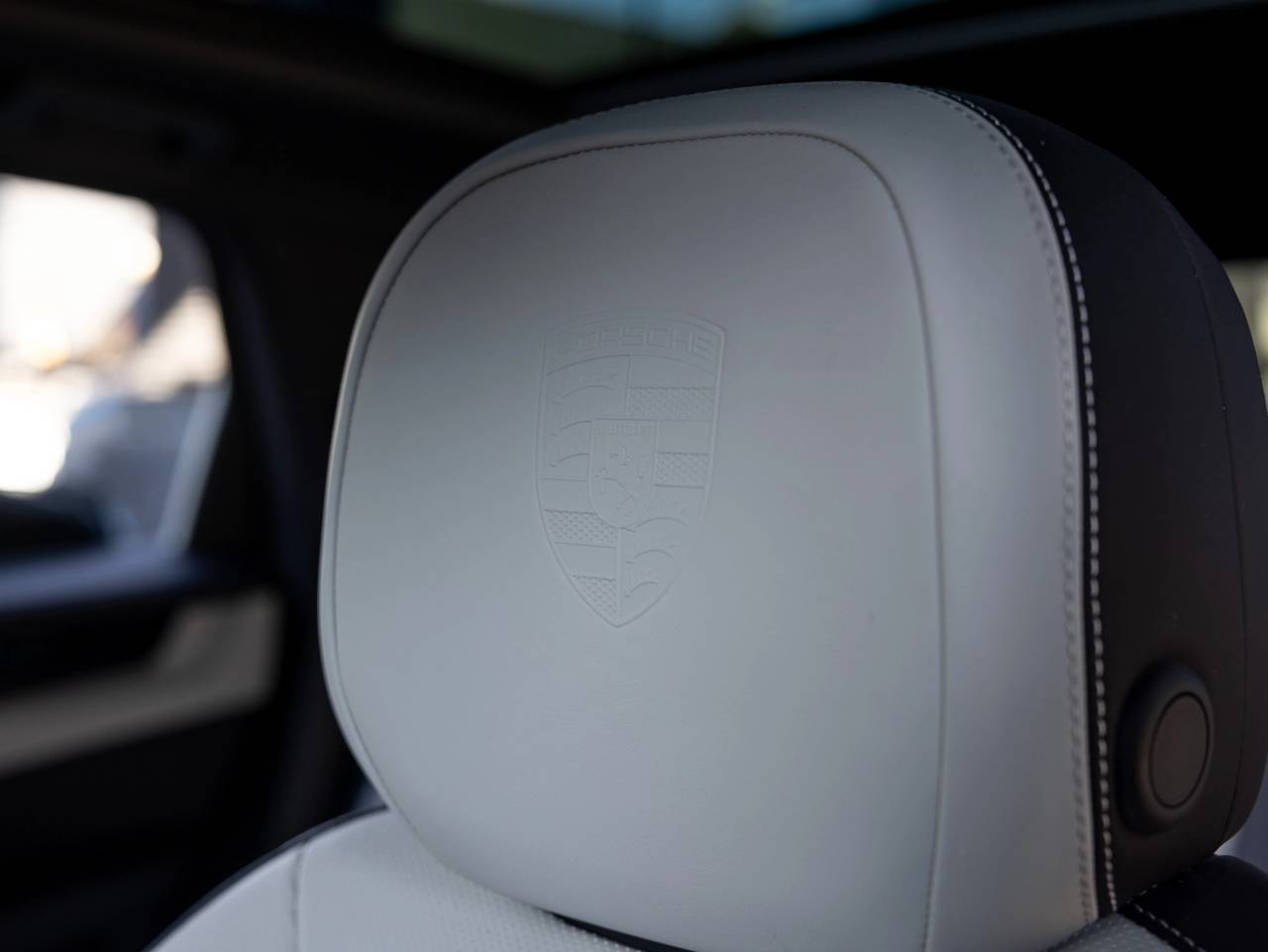 2025 Porsche Cayenne Base