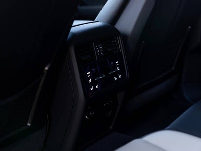 2025 Porsche Cayenne Base