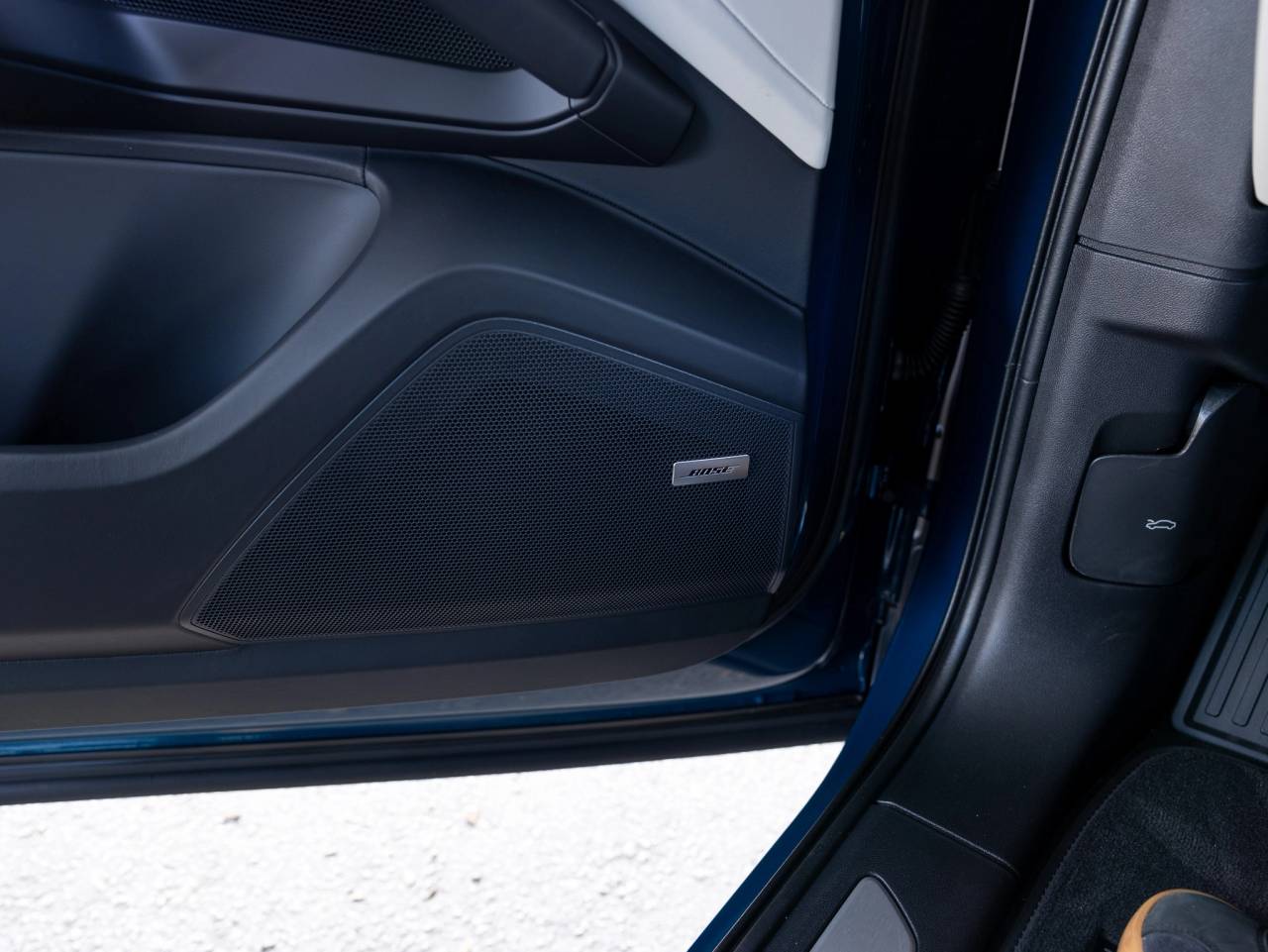 2025 Porsche Cayenne Base