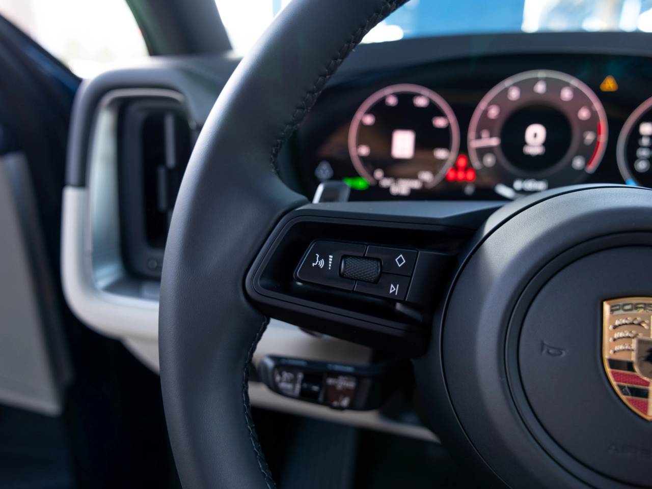 2025 Porsche Cayenne Base