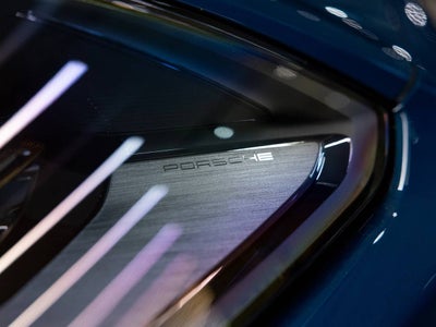 2025 Porsche Cayenne Base