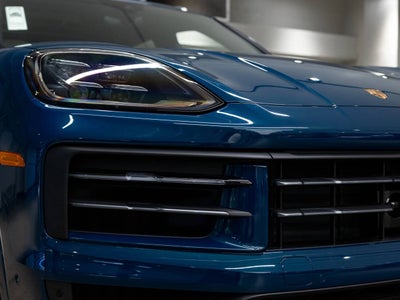 2025 Porsche Cayenne Base