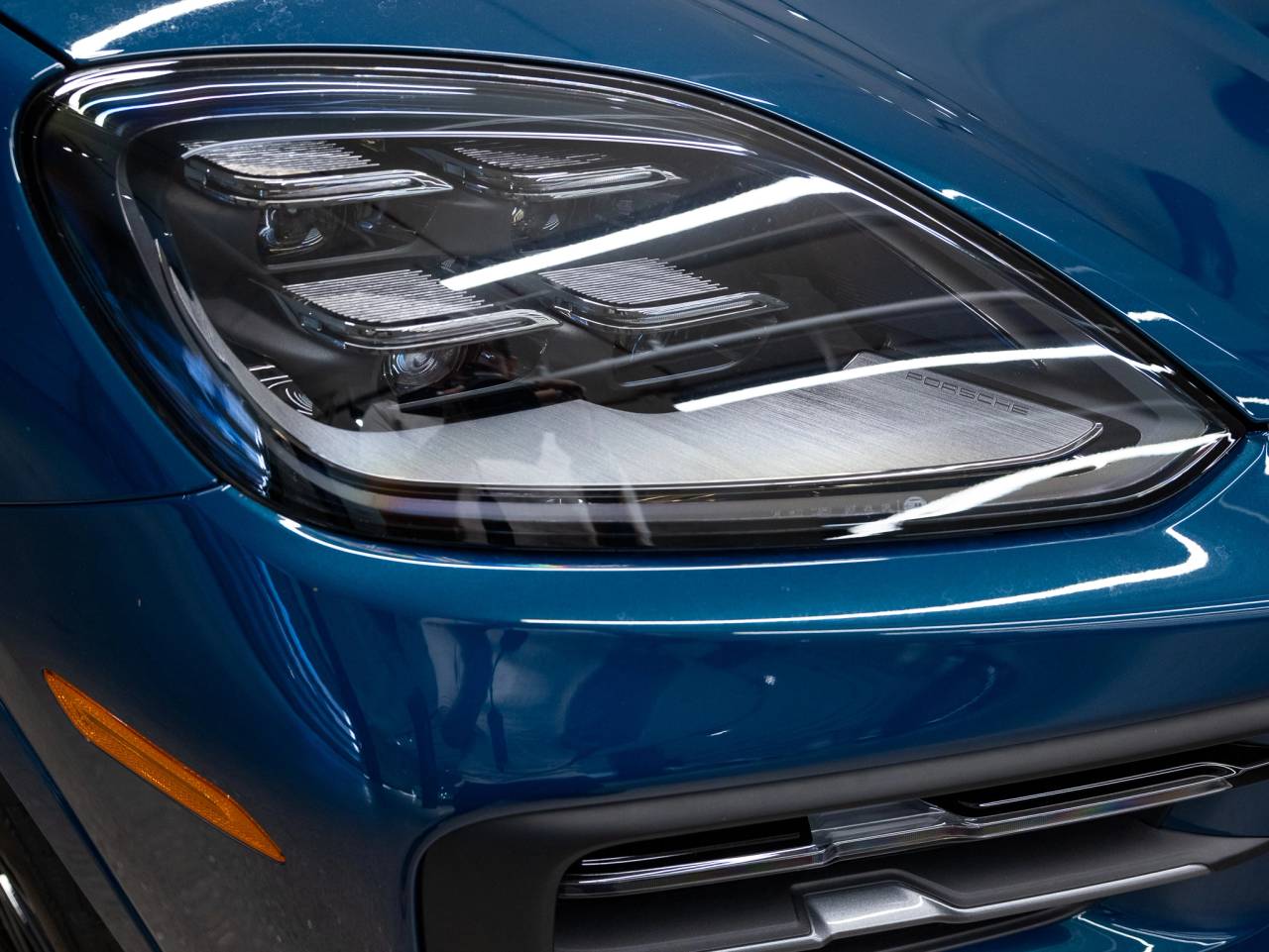 2025 Porsche Cayenne Base