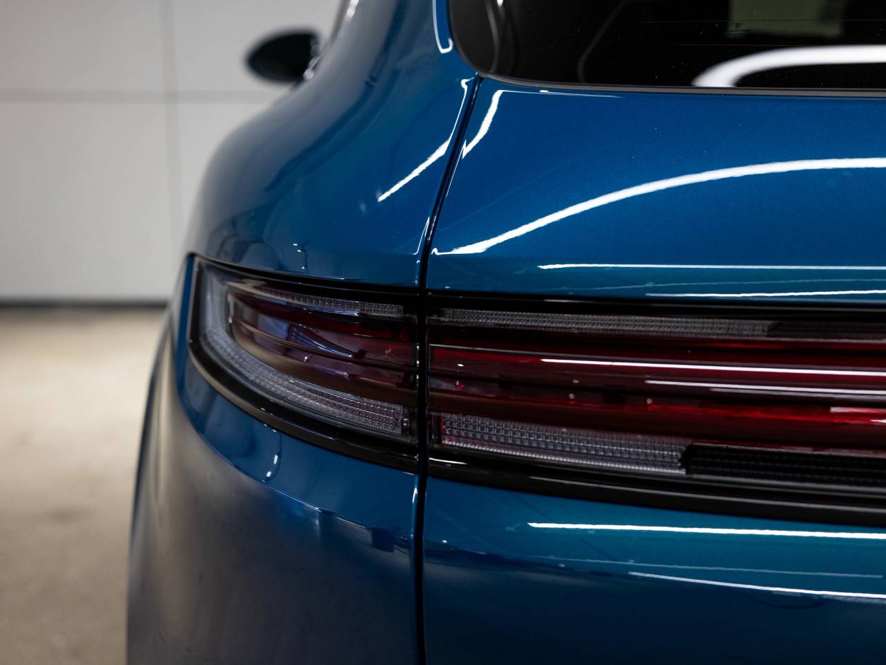 2025 Porsche Cayenne Base