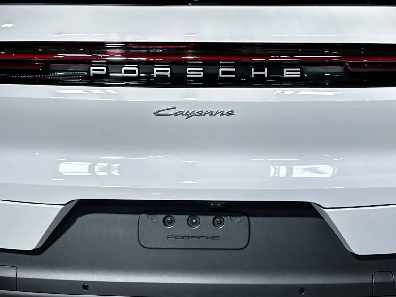 2025 Porsche Cayenne Base