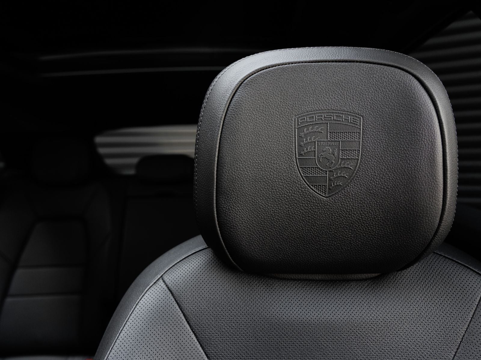 2025 Porsche Cayenne Base